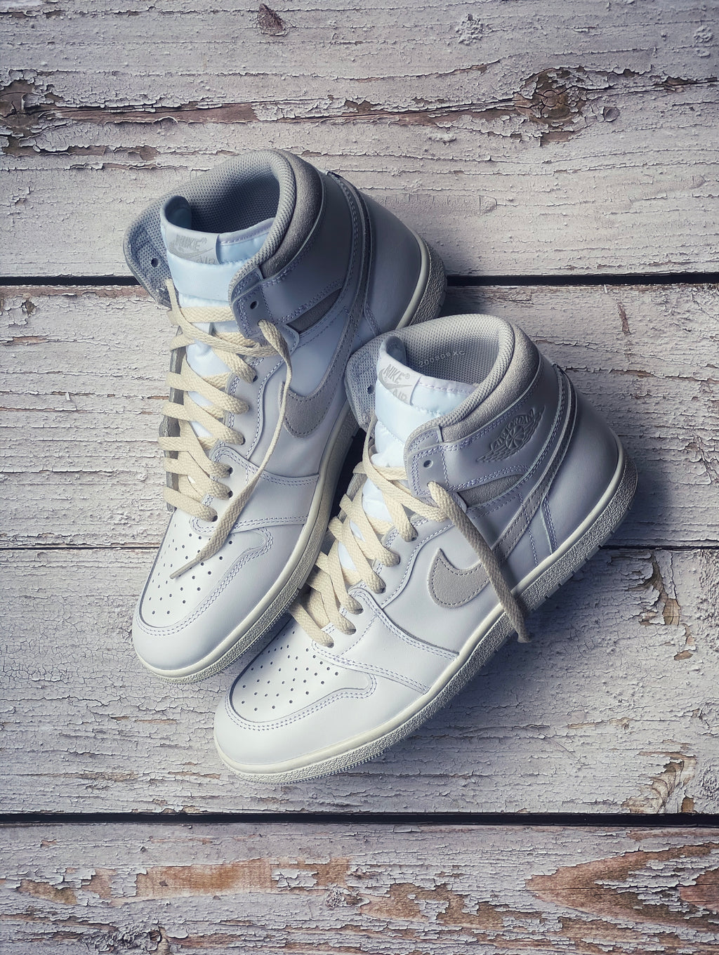 How to turn your brand new sneakers into an aged vintage?