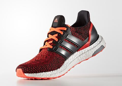 How To Lace Your Sneakers / Swap Your Shoe Laces : ADIDAS Ultra Boost Solar Red Global Running Day