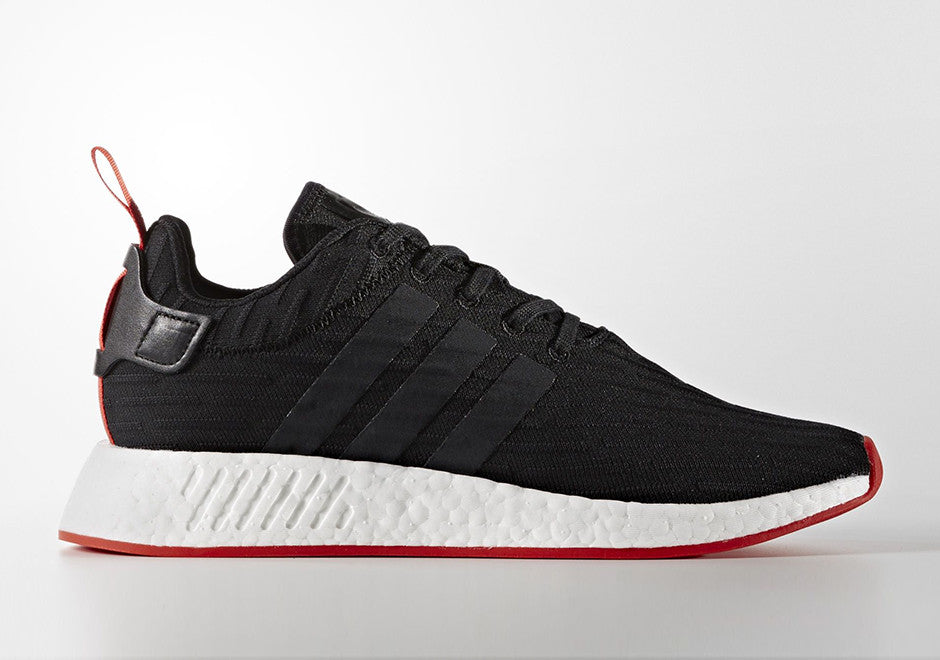 How To Lace Your Sneakers / Swap Your Shoe Laces : ADIDAS NMD R2 2TONAL PACK BLACK/RED