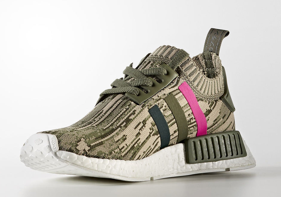 How To Lace Your Sneakers / Swap Your Shoe Laces : ADIDAS NMD R1 Camo and Pink