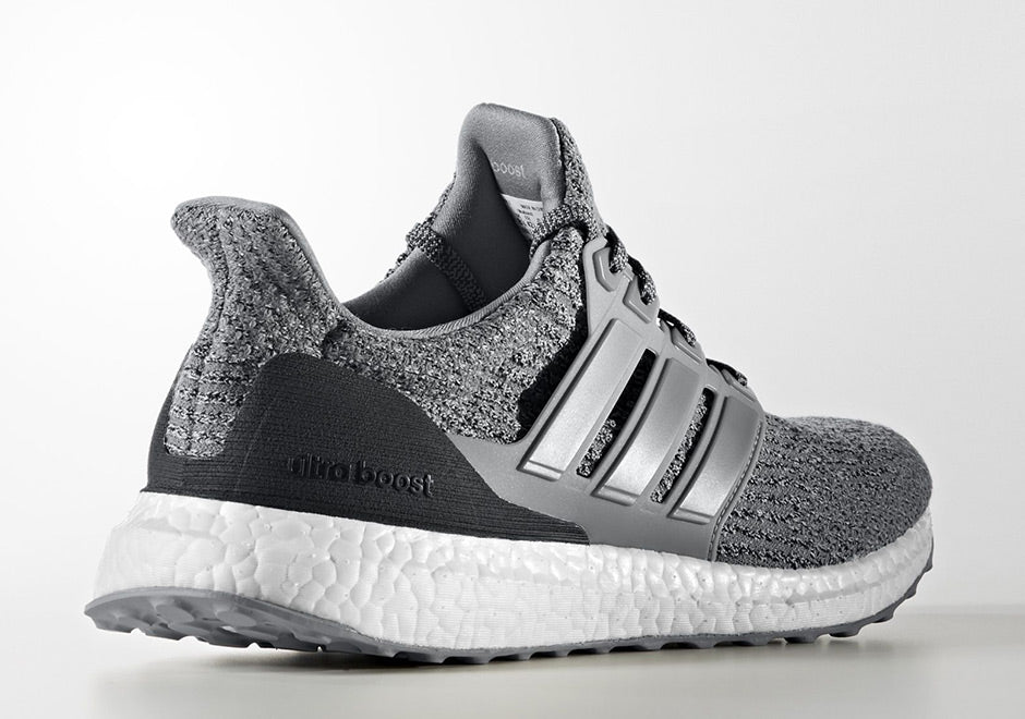 How To Lace Your Sneakers / Swap Your Shoe Laces : ADIDAS Ultra Boost 3.0 Grey Three