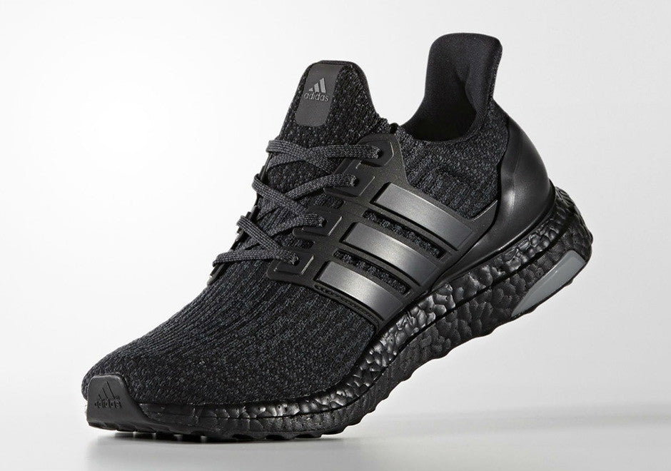 How To Lace Your Sneakers / Swap Your Shoe Laces : ADIDAS Ultra Boost 3.0 Triple Black