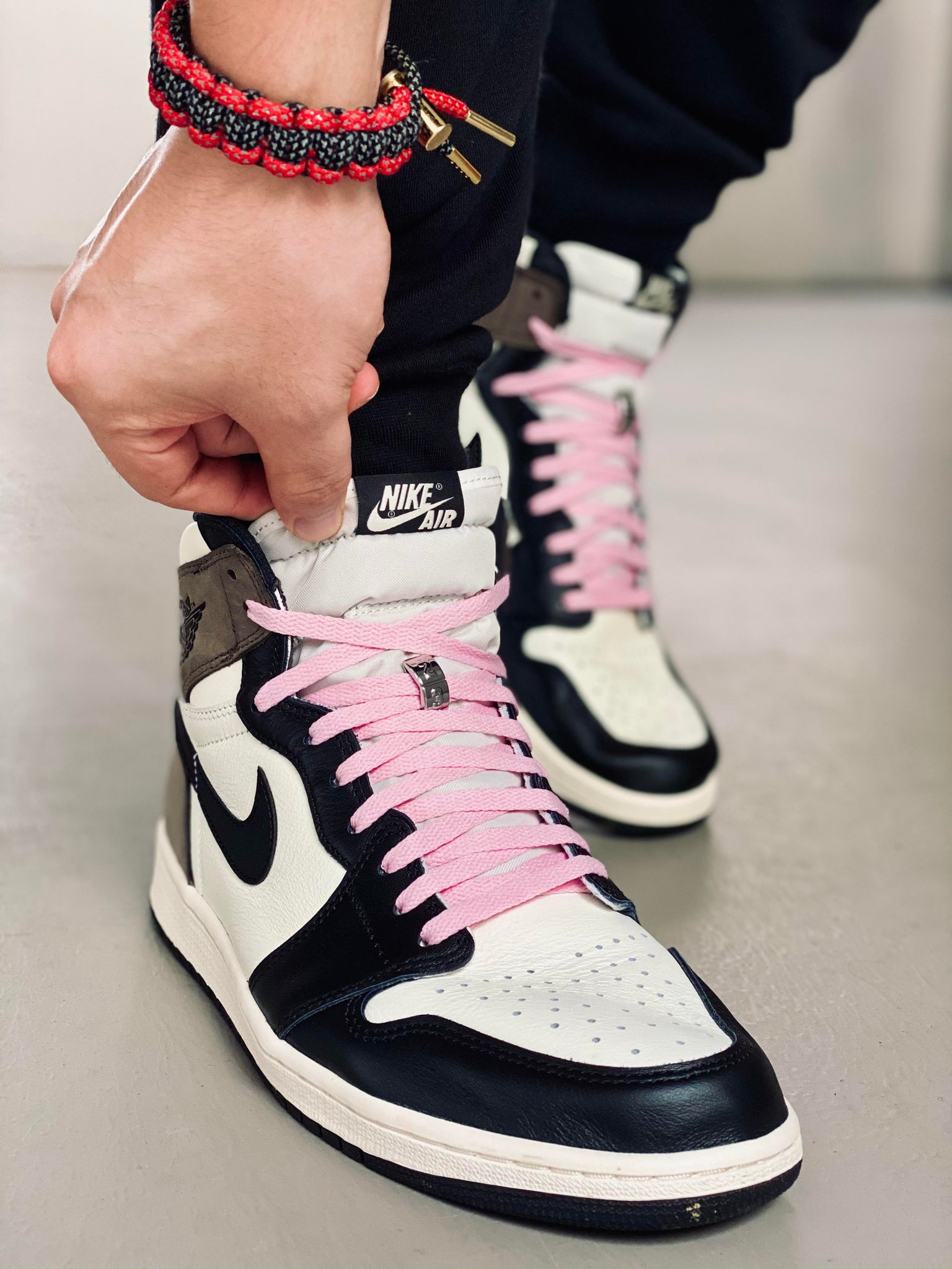 Where to buy pastel pink (Travis Scott) shoe laces for the NIKE Air Jo â Slickies